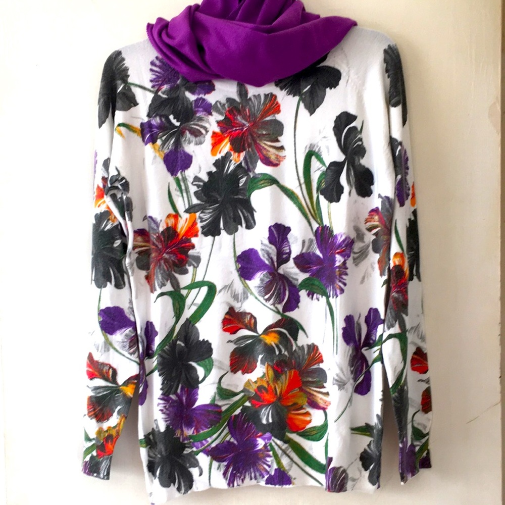 FLORAL ITALIAN SWEATER